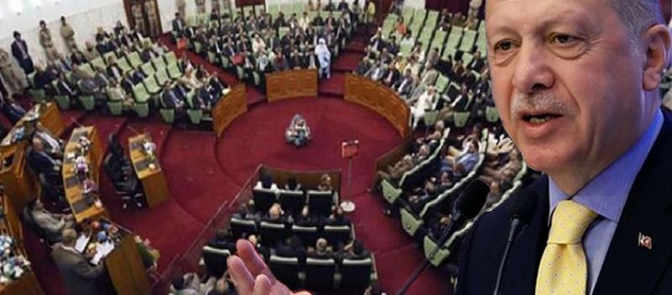 Τουρκία: Έκανε «σούπερ μάρκετ» τη βουλή η αντιπολίτευση - Πήγαν πορτοκάλια, λάδι και αυγά (βίντεο)